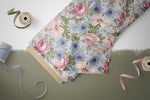 Lade das Bild in den Galerie-Viewer, BIO Baumwoll Satin "Vintage Flowers" delicate smoke klein 0,5 m