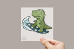 Lade das Bild in den Galerie-Viewer, Bügelbild "Dino Surfing"