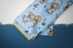 Lade das Bild in den Galerie-Viewer, Supersoft Premium BIO Jersey "Heidelbeerkätzchen" sky groß 0,5 m