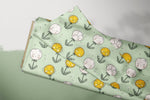 Lade das Bild in den Galerie-Viewer, Supersoft Premium BIO Jersey "Pustezahn und Löwenblume" gras klein 0,5 m