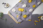 Lade das Bild in den Galerie-Viewer, Supersoft Premium BIO Jersey "Pustezahn und Löwenblume" lila klein 0,5 m