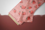 Lade das Bild in den Galerie-Viewer, Webware für Bermudashorts "Yummy Erdbeeren" 0,5 m
