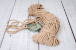 Lade das Bild in den Galerie-Viewer, Baumwollkordel rund 5mm cappuccino