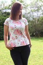 Lade das Bild in den Galerie-Viewer, Frottee Jersey &quot;Jules Flowers&quot; 0,5 m
