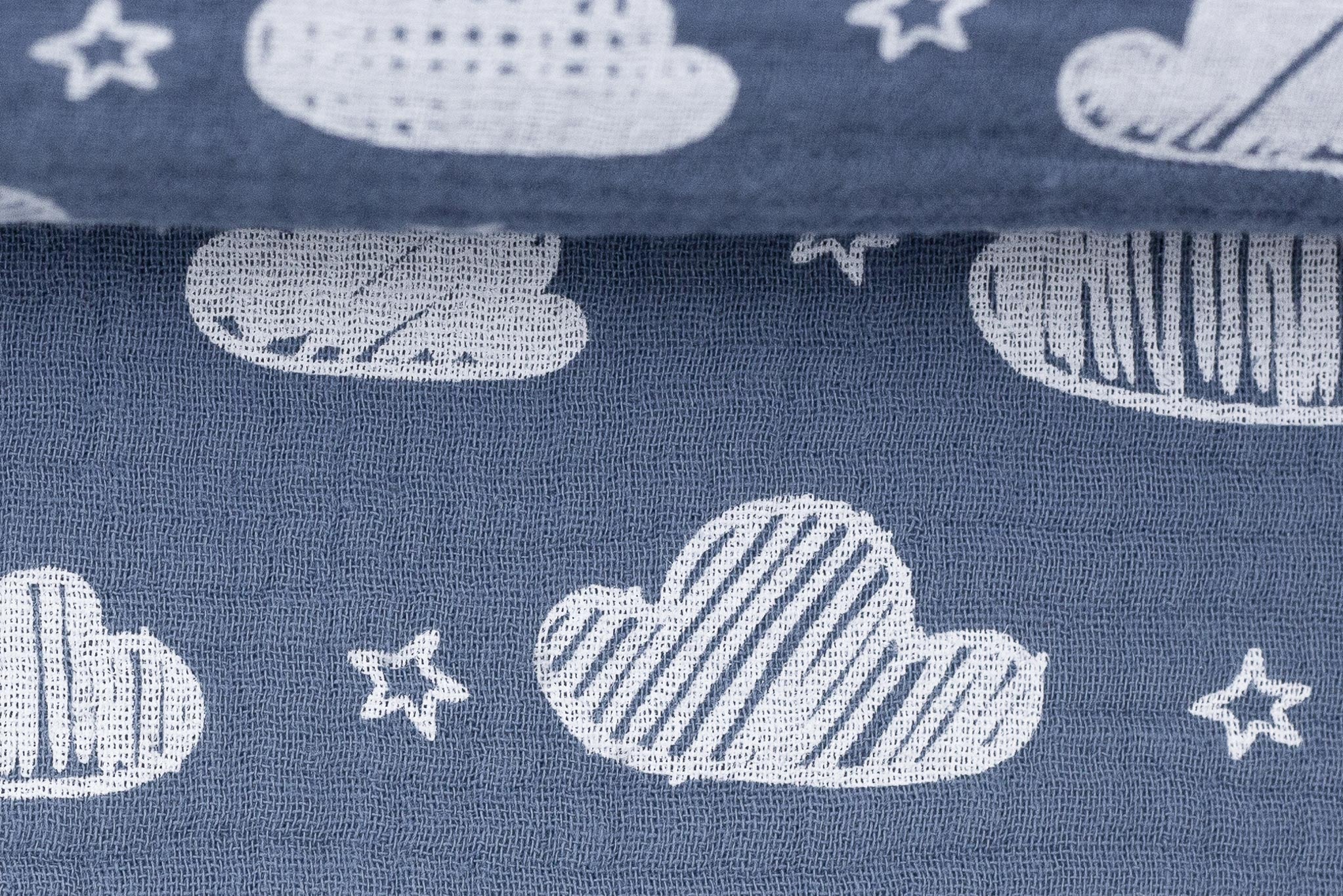 Musselin Rauchblau Wolken 0,5 m ABVERKAUF