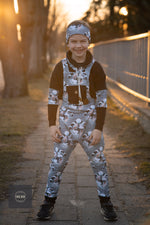 Lade das Bild in den Galerie-Viewer, Design "Moonlight Koi"
