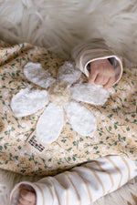 Lade das Bild in den Galerie-Viewer, Design &quot;Posy&quot; lemon COLLECTION 0,5 m
