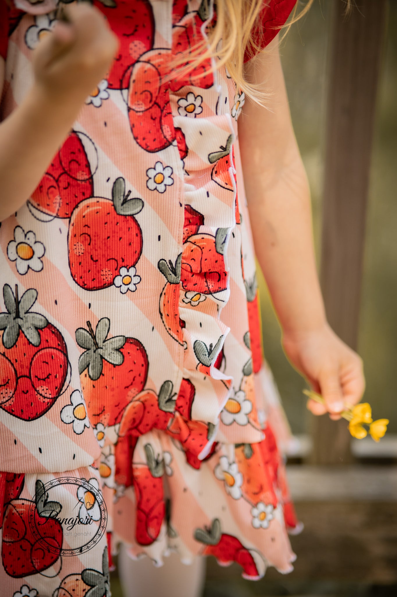 Premium BIO Ripp Jersey "Erdbeerblümchen" 0,5 m groß