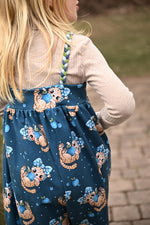 Lade das Bild in den Galerie-Viewer, Supersoft Premium BIO Jersey "Heidelbeerkätzchen" navy groß 0,5 m

