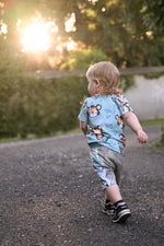 Lade das Bild in den Galerie-Viewer, Supersoft Premium BIO Jersey "Schultiger" groß 0,5 m

