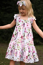 Lade das Bild in den Galerie-Viewer, Supersoft Premium BIO Jersey "Wildflower Fields" Floral white 0,5 m
