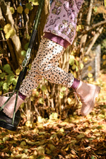 Lade das Bild in den Galerie-Viewer, Design "Leopard Zeit" magenta 0,5 m
