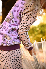 Lade das Bild in den Galerie-Viewer, Design "Leopard Zeit" magenta 0,5 m
