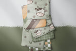 Lade das Bild in den Galerie-Viewer, Supersoft Premium BIO Jersey "Kleine Wiesenkuh" Kuh klein 0,5 m
