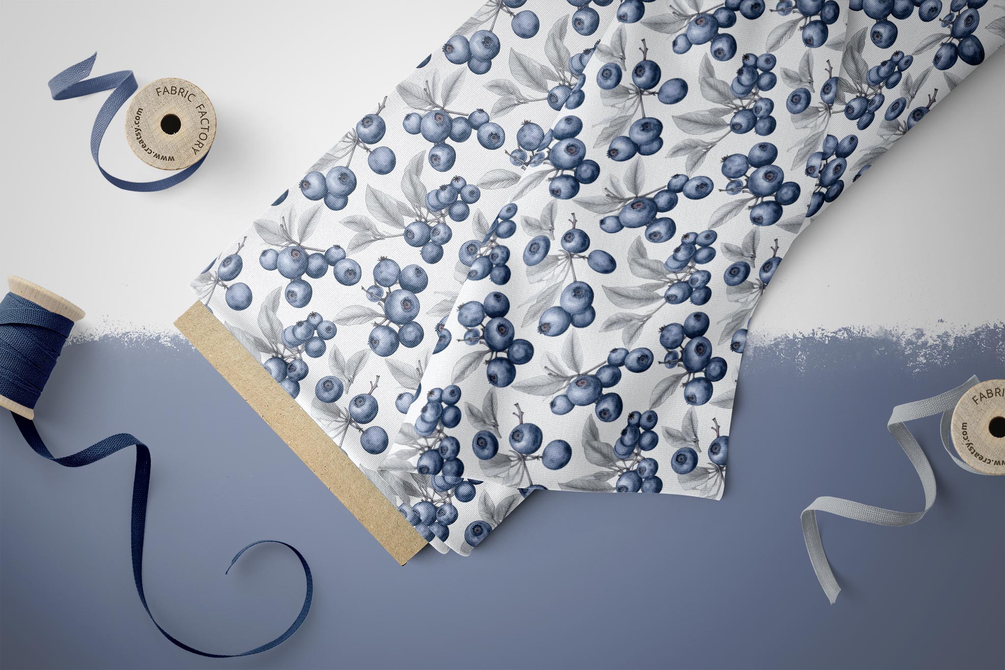 BIO Baumwoll Satin "Sketched Blueberries" klein 0,5 m
