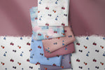 Lade das Bild in den Galerie-Viewer, Frottee Jersey "Beerentraum" COLLECTION 0,5 m
