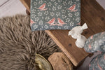 Lade das Bild in den Galerie-Viewer, Supersoft Premium French Terry &quot;Spatzenliebe&quot; olive 0,5 m
