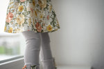 Lade das Bild in den Galerie-Viewer, Ripp Jersey &quot;Vintage Flowers&quot; klein 0,5 m
