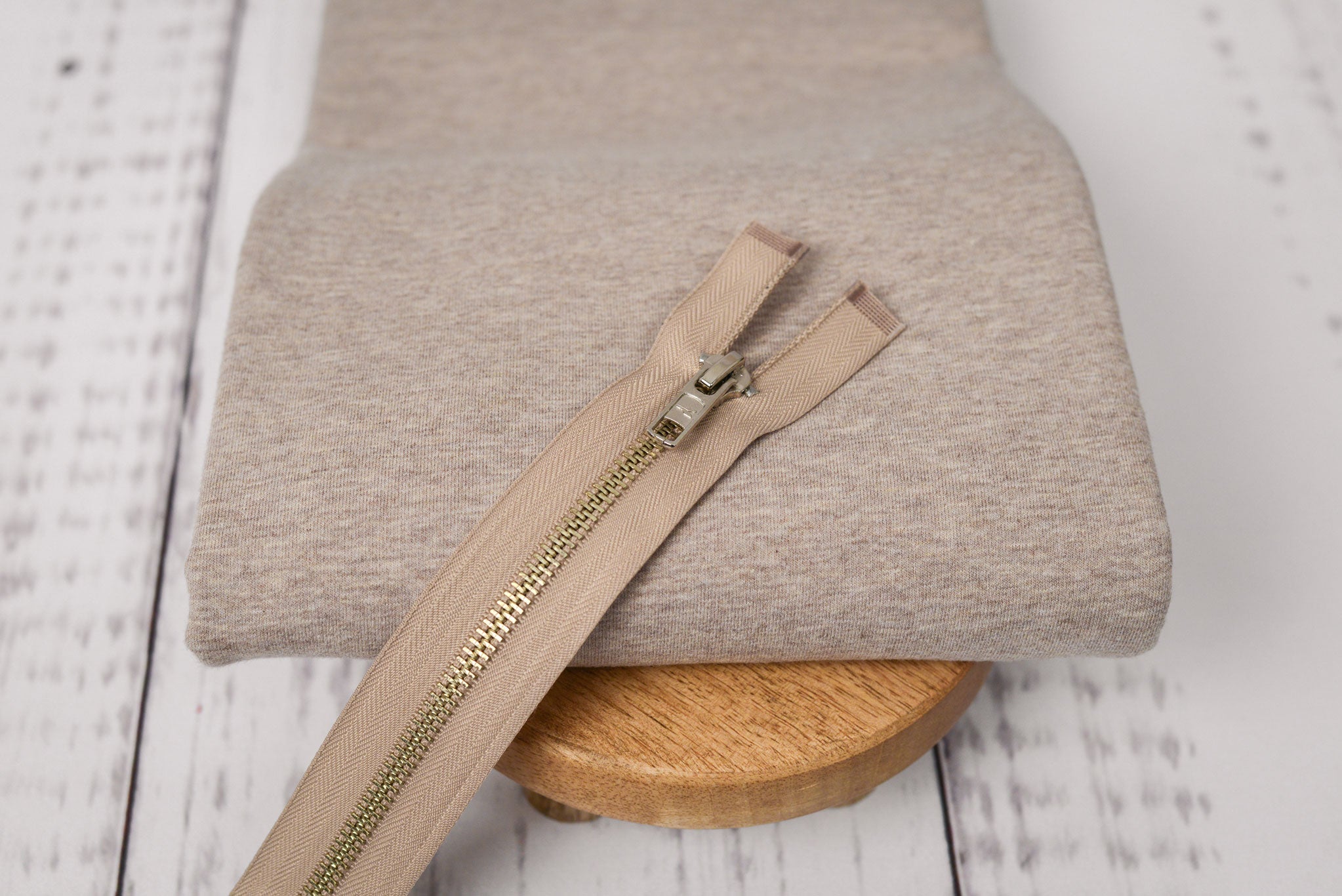 Metall Reißverschluss (teilbar) 45 cm mittel beige