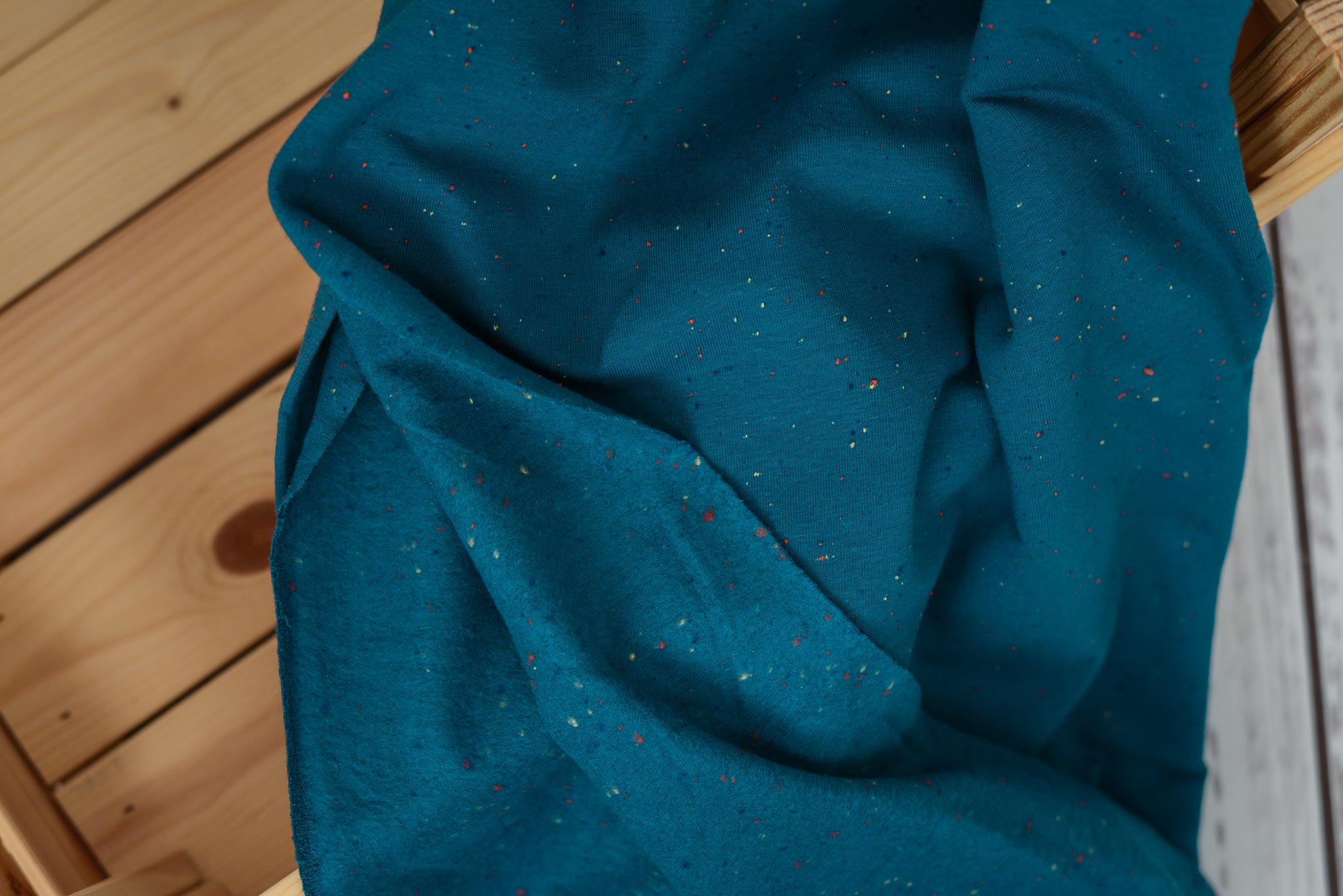 Noppy-Mélange French Terry Confetti blau 0,1 m ABVERKAUF