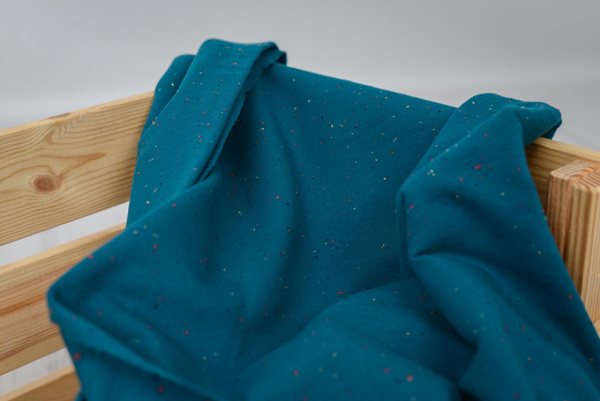 Noppy-Mélange French Terry Confetti blau 0,1 m ABVERKAUF