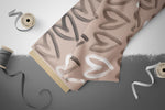 Lade das Bild in den Galerie-Viewer, Webware für Bermudashorts "Brush Hearts" Collection
