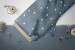 Lade das Bild in den Galerie-Viewer, BIO French Terry &quot;Jeansoptik&quot; smoke blue Herzchen 0,5 m
